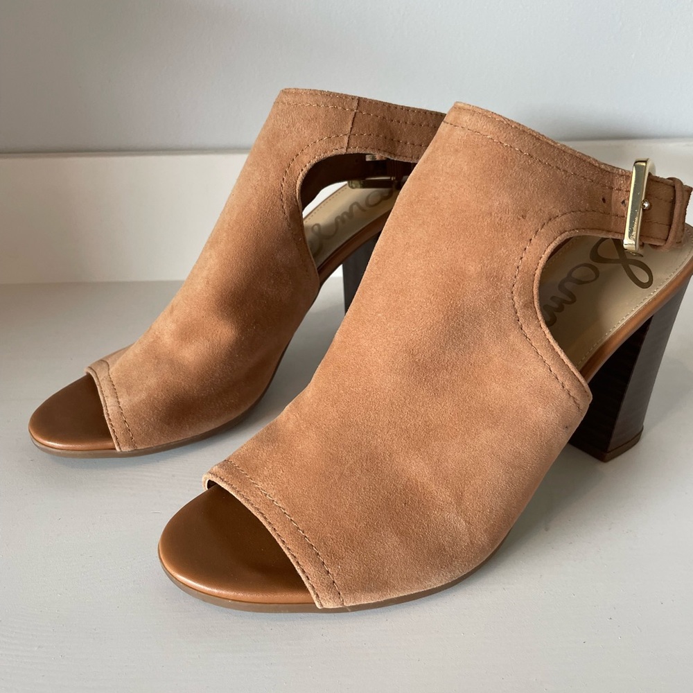 Sam Edelman Tan Heels with Peep-Toe and Chunky Heel